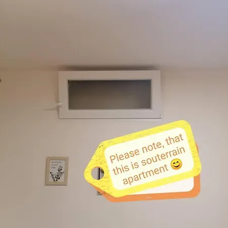 Apartment Basement Flat In The City Center!! Prague